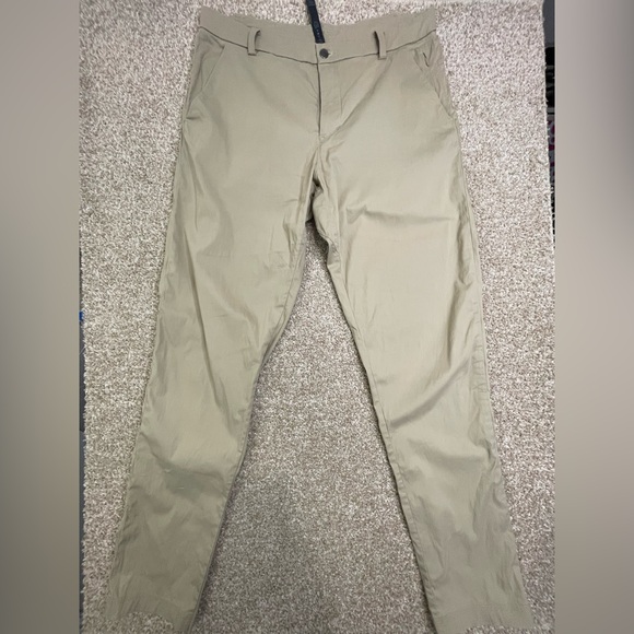 lululemon athletica Men's Khaki Chinos - Picture 1 of 14